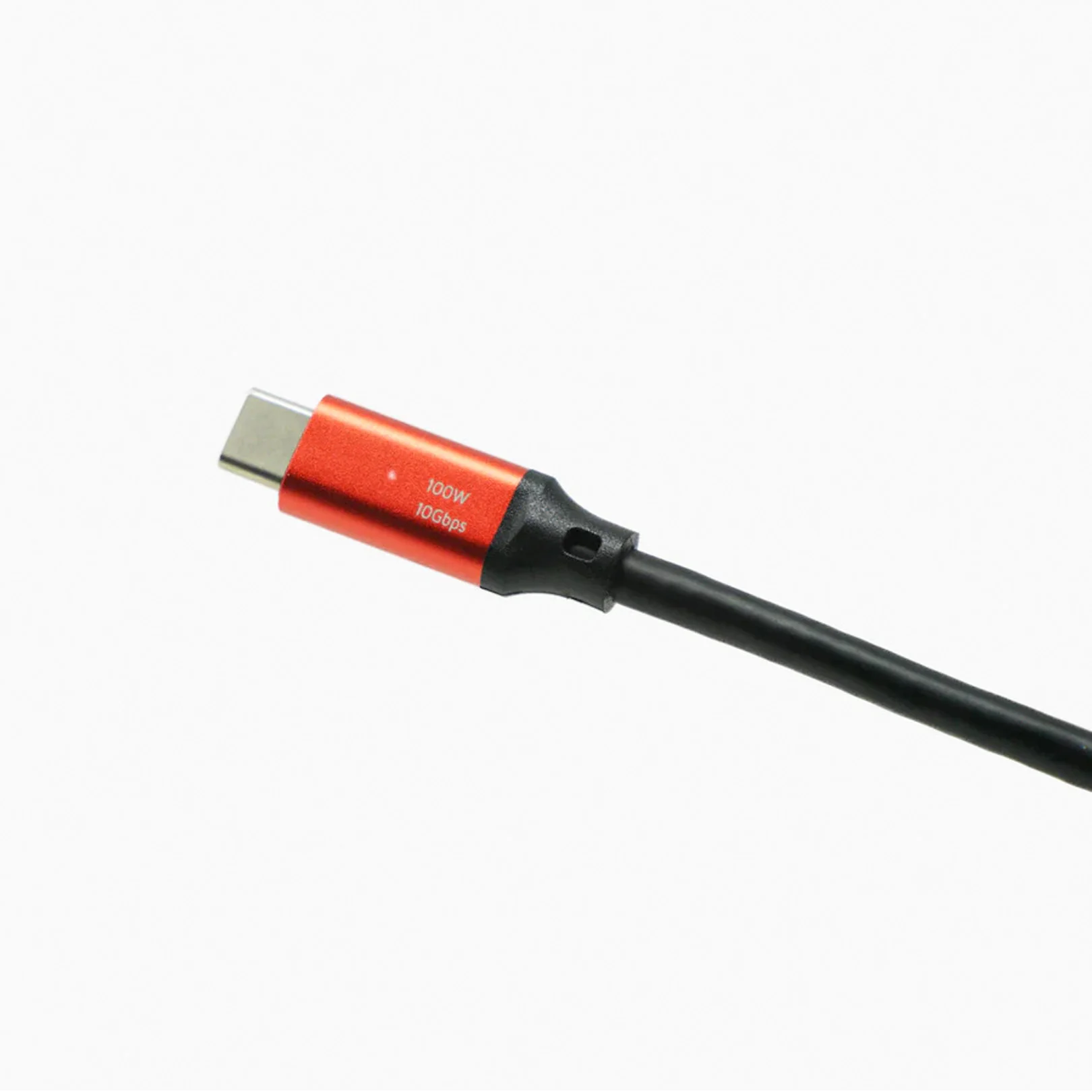 KineMAG USB-C 10Gbps Cable A633-001-01 — detail of USB-C connector